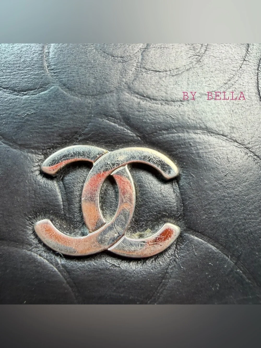 ‼️NOW AVAILABLE‼️ CHANEL Black Camellia-Embossed Leather Wallet CC Logo